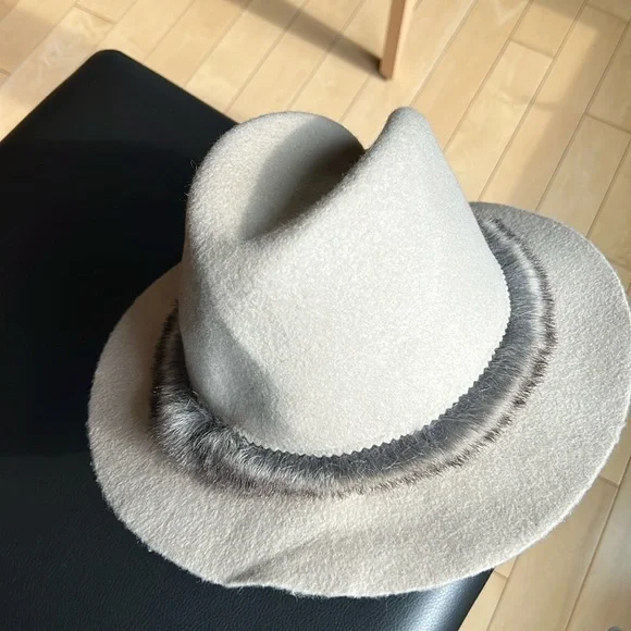 LOLA {HATS} Felt Hat With Faux Fur Trim Lola Luxe Bomber Hat | Faux Fur Winter Hat | Lola Blankets main image 2